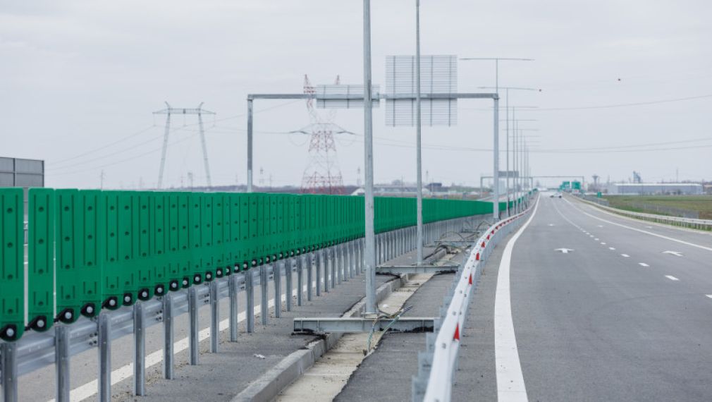 Lucrări avansate pe un tronson pe Autostrada București. Umbrărescu, piatră de moară