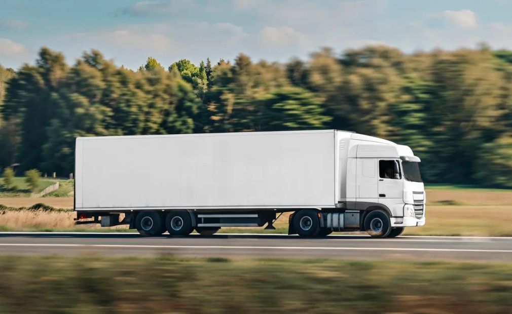 Camion furat cu electronice de 500.000 euro recuperat cu un dispozitiv GPS