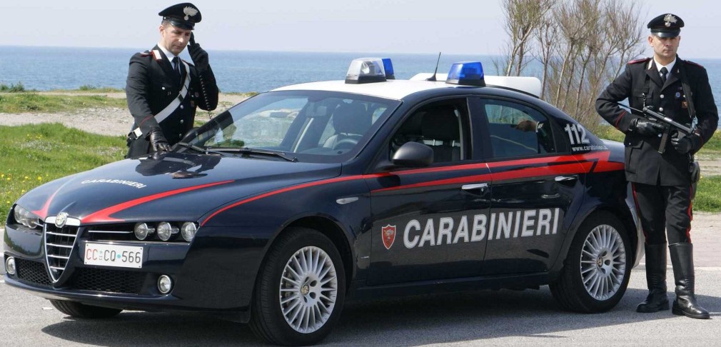 Un șofer a murit în Italia în timp ce încărca un camion