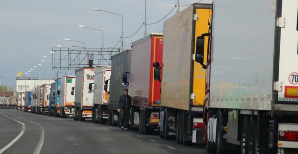 Coadă de camioane pe 8 kilometri în Vama Borş