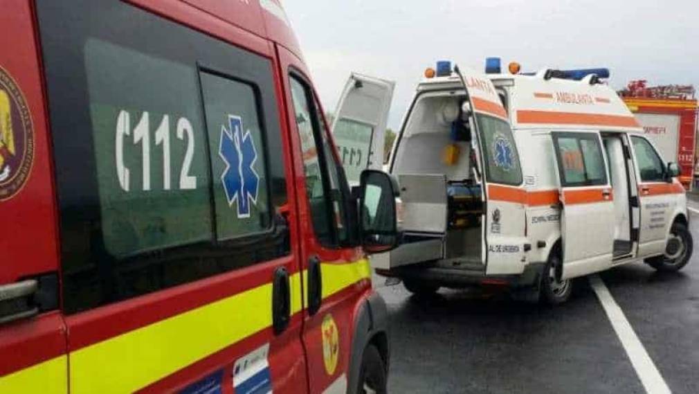 Bărbat lovit de un camion. A fost dus la spital cu multiple traumatisme