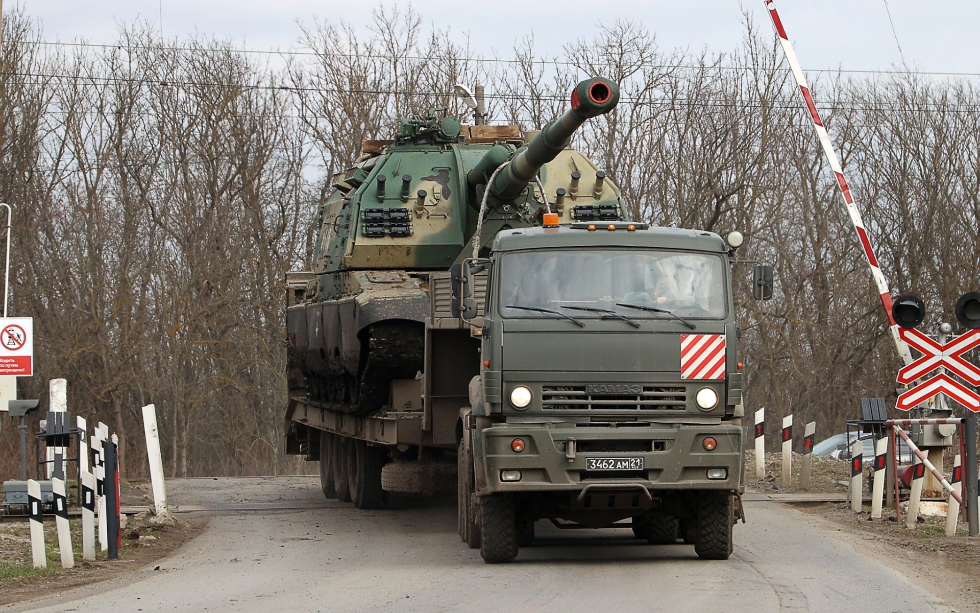 Mărturiile șoferilor de camion care au tranzitat Ucraina: șpagă dacă vrei să ieși din țară
