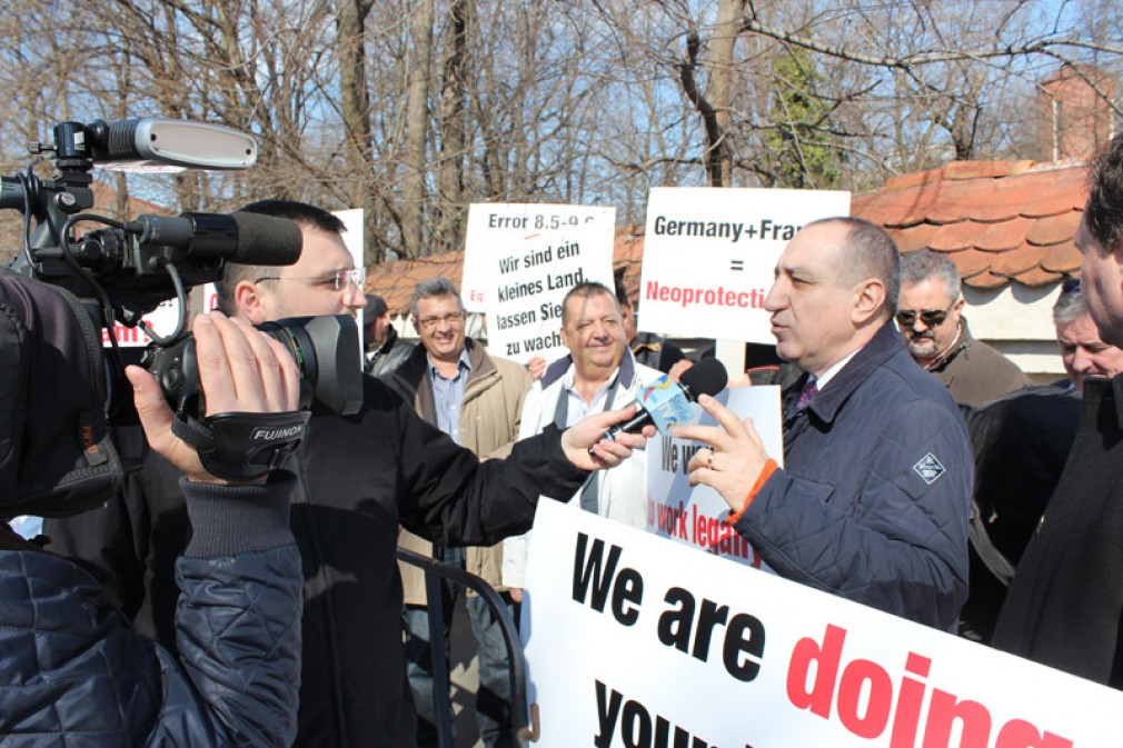UNTRR organizează un protest în fața Reprezentanței Comisiei Europene de la București