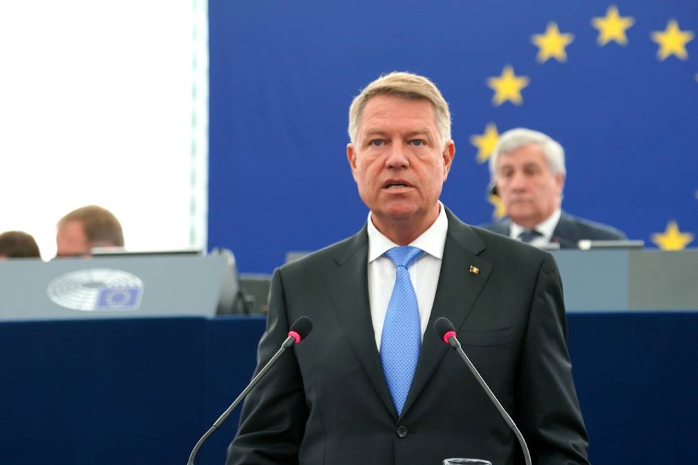 Iohannis cere o autostradă care să lege România de Polonia