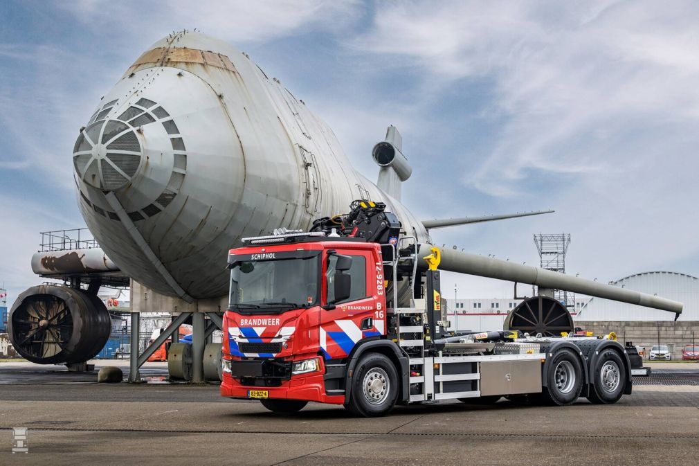Camioane Scania electrice pentru pompierii care intervin pe aeroport