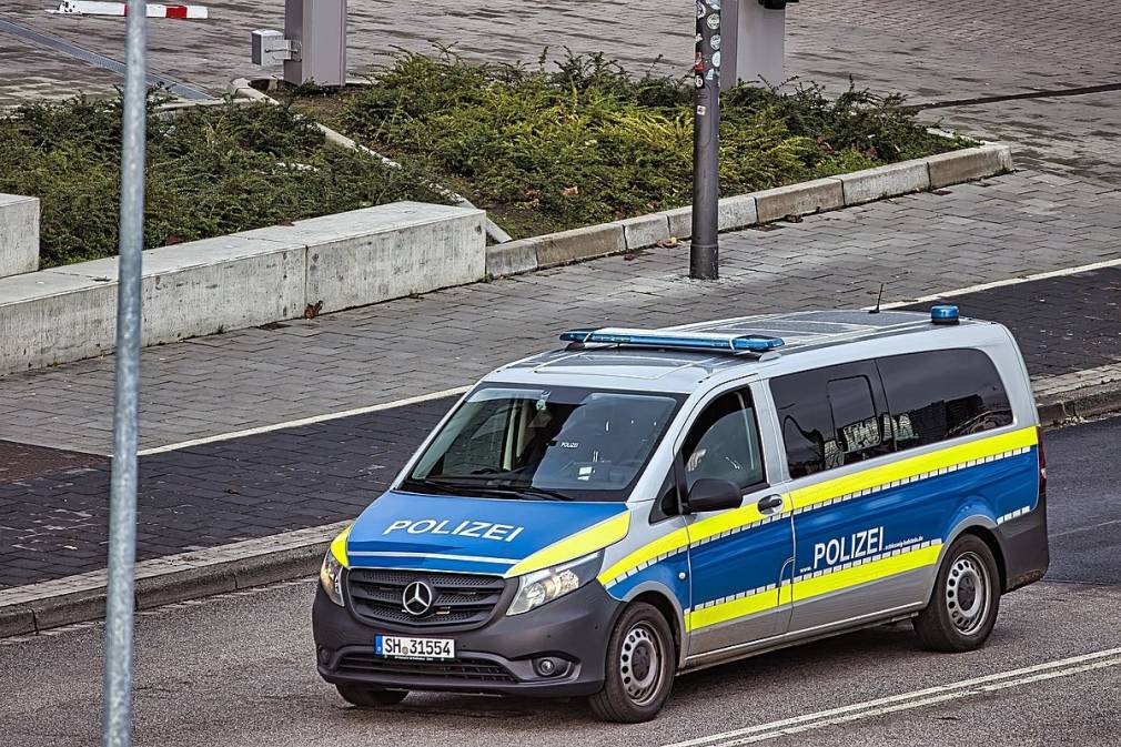 Un român șofer de camion a comis trei accidente într-o singură cursă