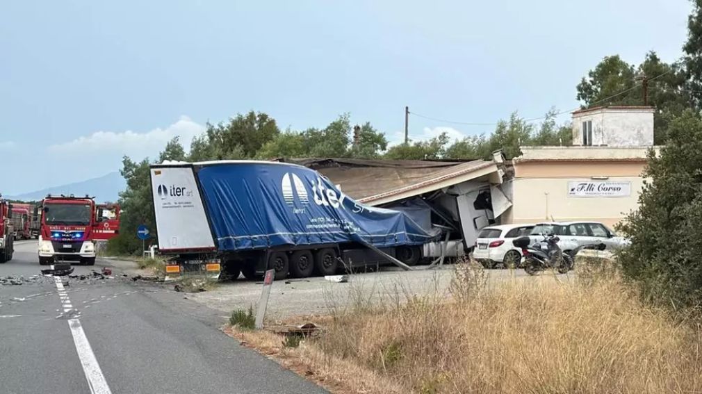 Un camion condus de un român a lovit mortal un artist italian cunoscut