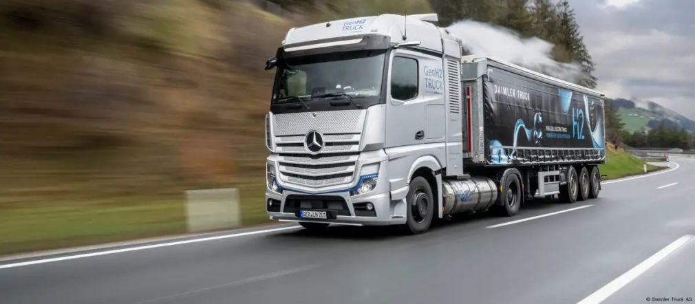 Daimler Truck dă afară 5.000 de angajați. Vrea să economisească 1.000.000.000 euro