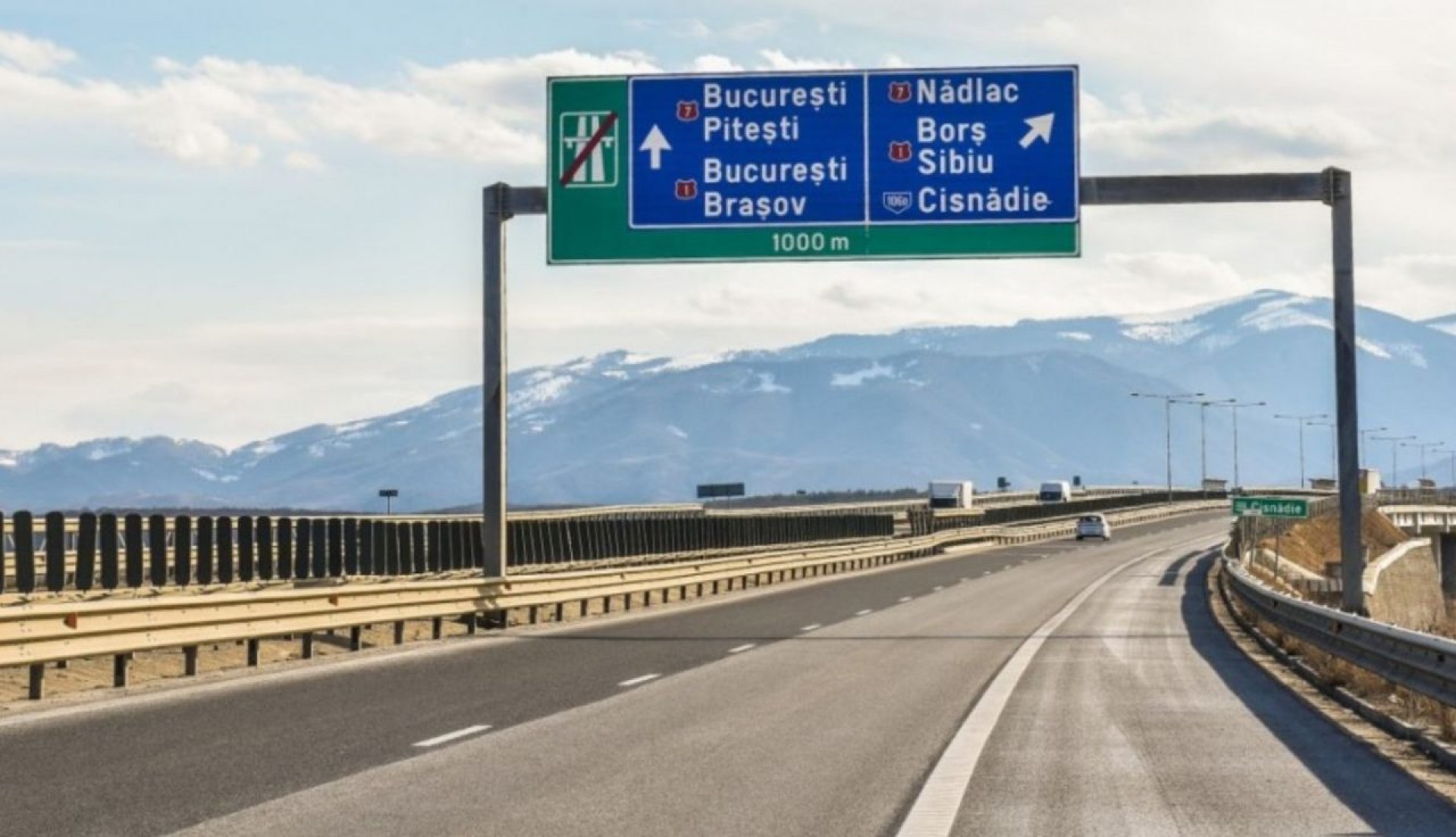 CNAIR a semnat contractul pentru execuția secțiunii 5 a autostrăzii Sibiu - Pitești