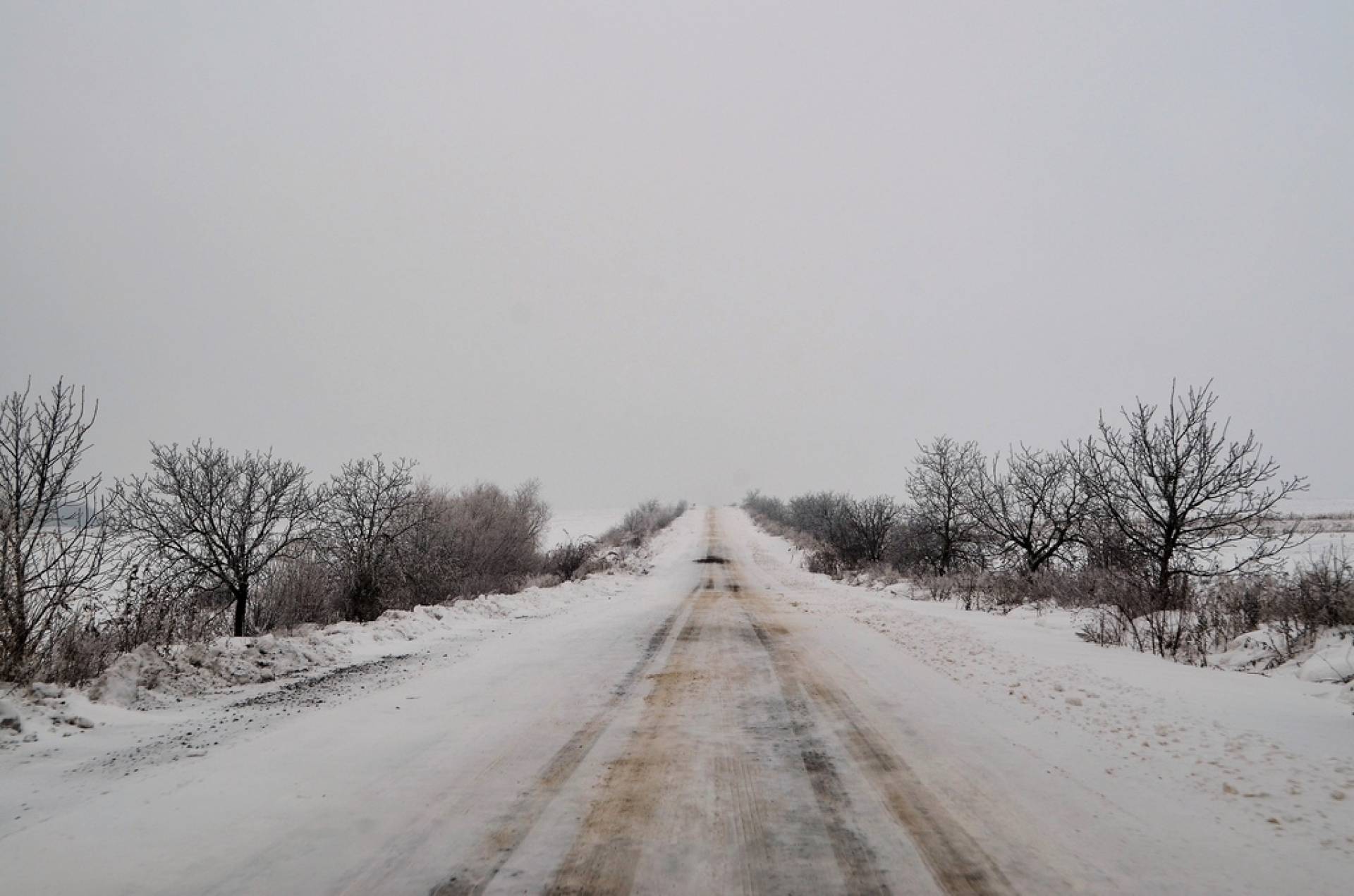 Nu sunt drumuri închise sau restricţionate din cauza condiţiilor meteorologice