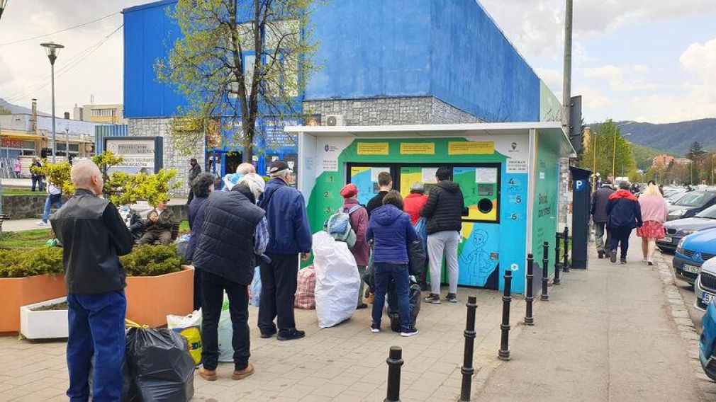 315 camioane au dus deșeuri reciclabile dintr-un singur județ