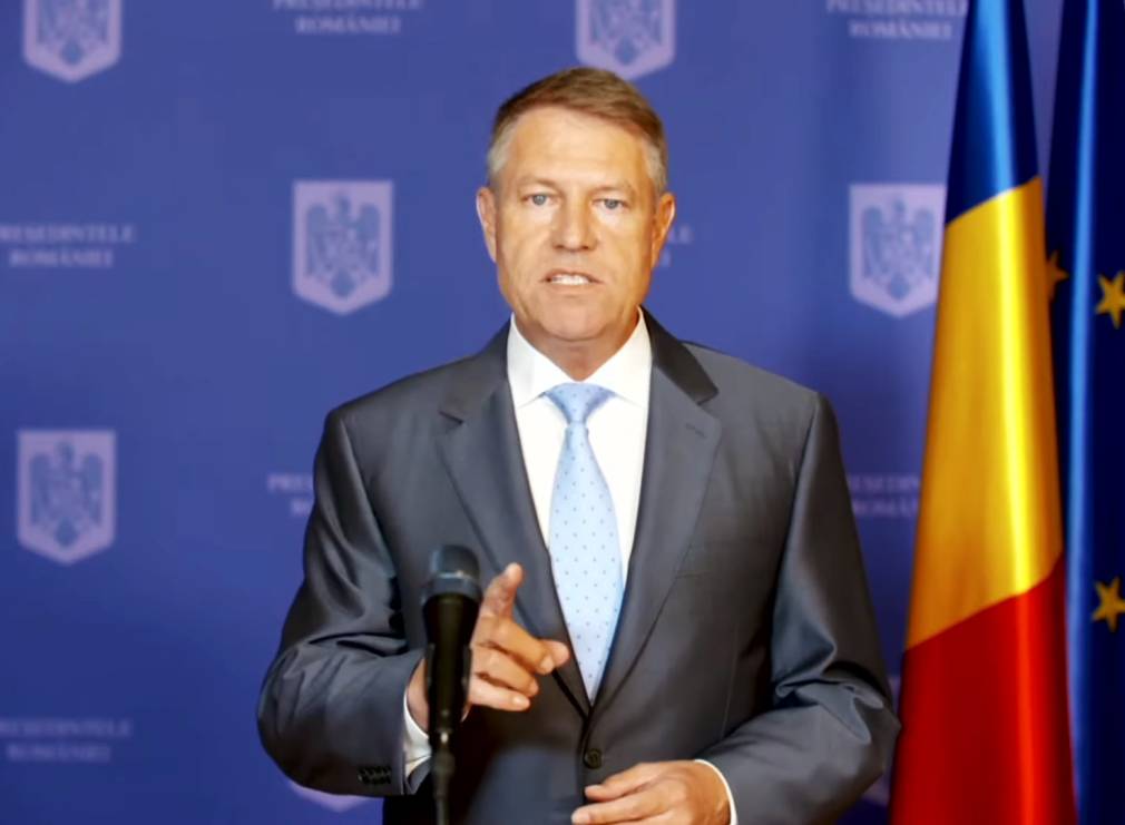 Video- Iohannis: &quot;Staţi acasă, altfel, după sărbători vom avea înmormântări!&quot;