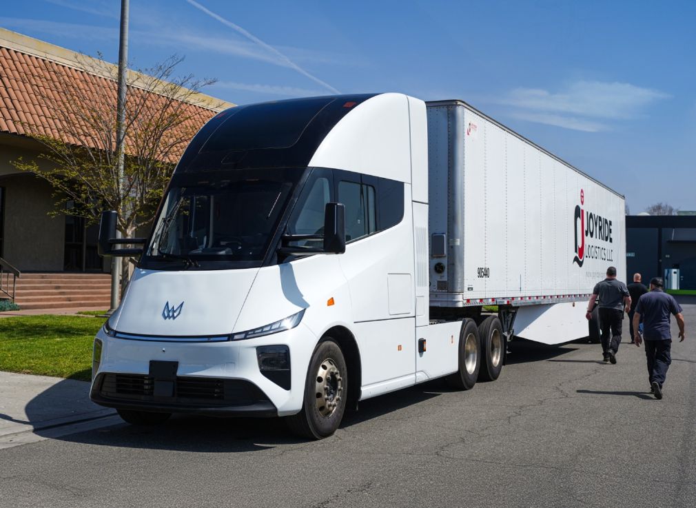 Primul camion electric din China adus în UE va fi asamblat în Belgia