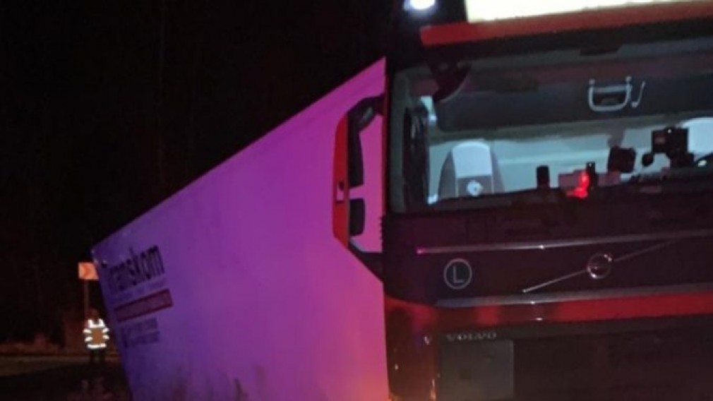 Un camion s-a blocat pe drumul spre Moeciu