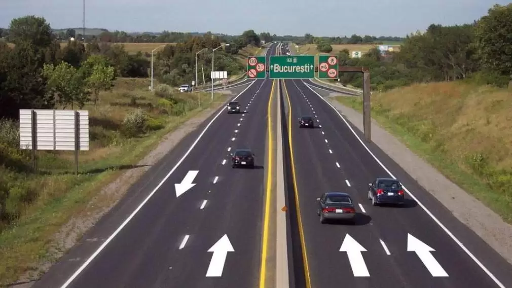 Încep lucrările la o nouă autostradă. Câte miliarde va costa?