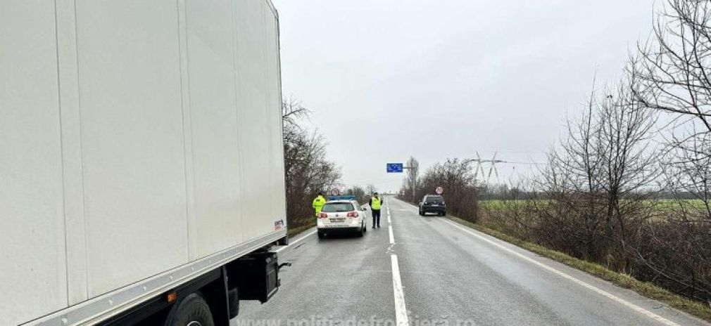 Camion plin cu încălțăminte, oprit în Satu Mare. A fost chemată și Protecția Consumatorilor