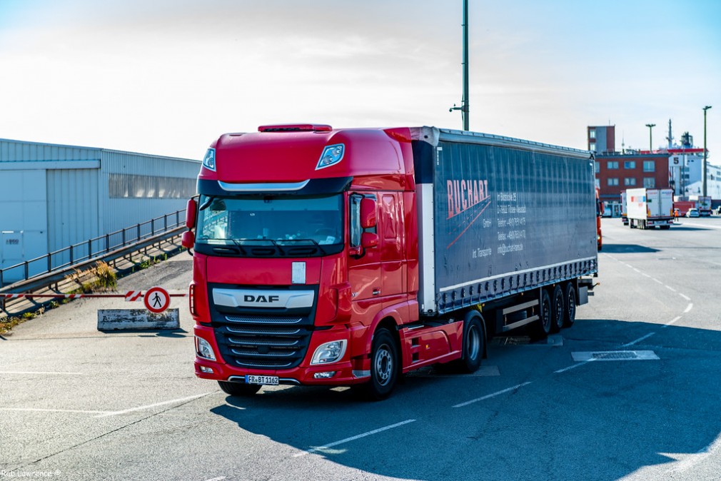 Anglia investește 900 milioane de euro pentru ca șoferii de camion să nu aștepte la graniță
