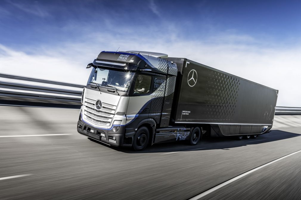 Vânzările Daimler Truck au scăzut puternic în 2025