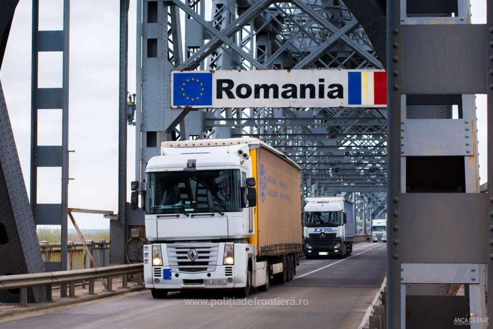 Coșmar pentru șoferii de camion. Podul de la Giurgiu intră în reparații