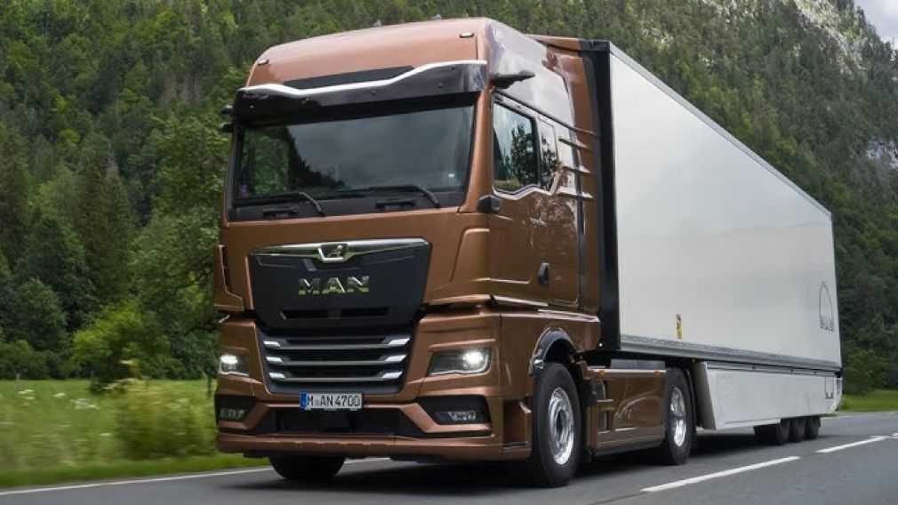 Reguli dure pentru șoferii de camion: Amenzi de până la 30.000 de lei, control video