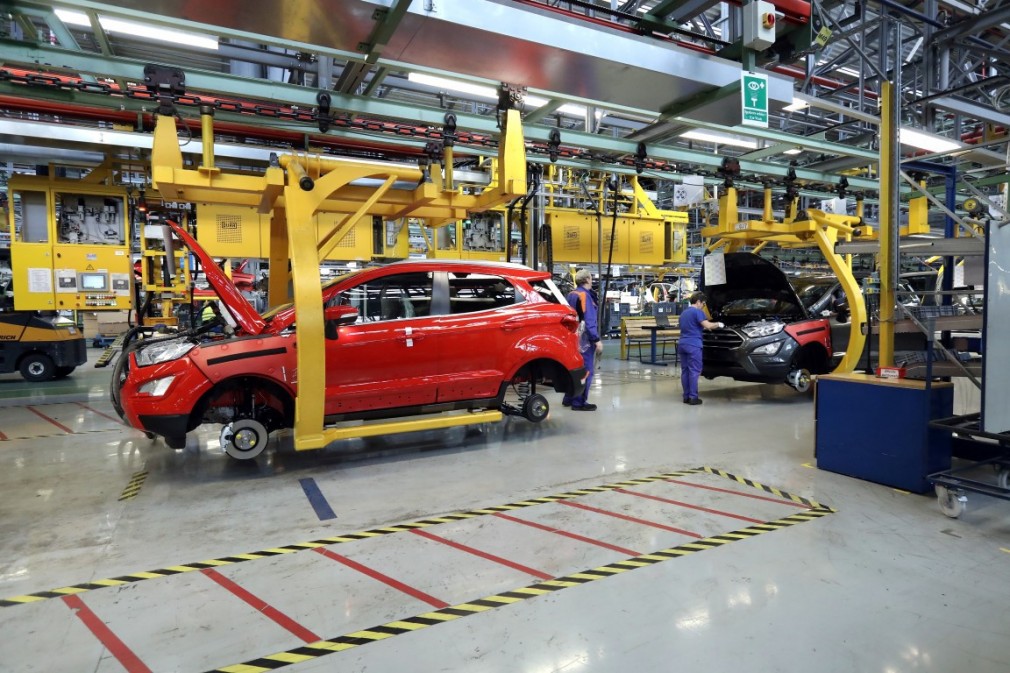 Ford anunță reluarea producției, în România, de săptămâna viitoare