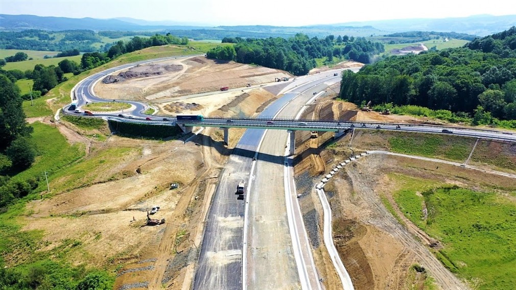 Autostrada din România care costă un miliard de euro deși are doar 33 de km