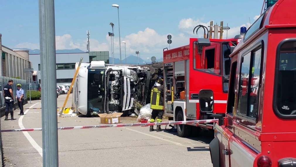 Grav accident, după ce șoferul român de TIR a leșinat de căldură la volan