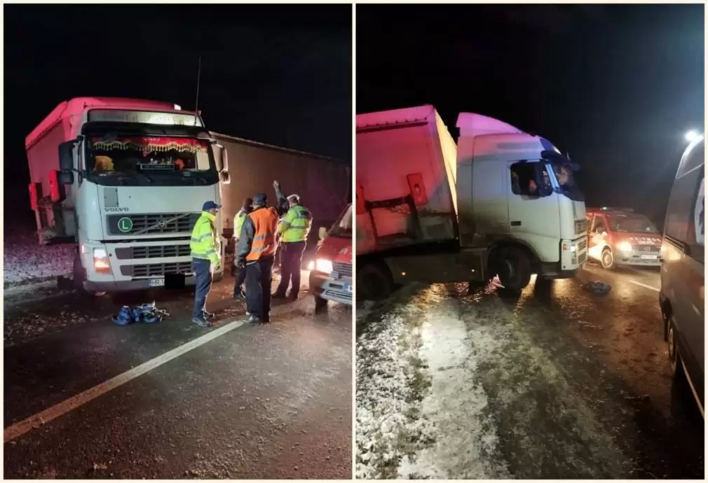 Pieton care circula pe carosabil, lovit de camion