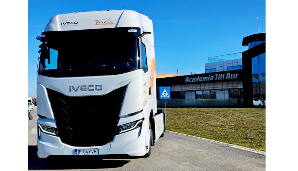 IVECO - un parteneriat strategic cu Academia Titi Aur