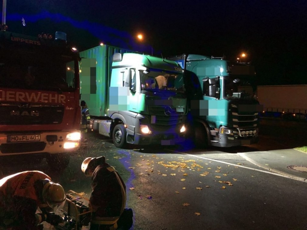 Șofer profesionist român, mort după ce a fost prins între două cabine de camion într-o parcare din Germania