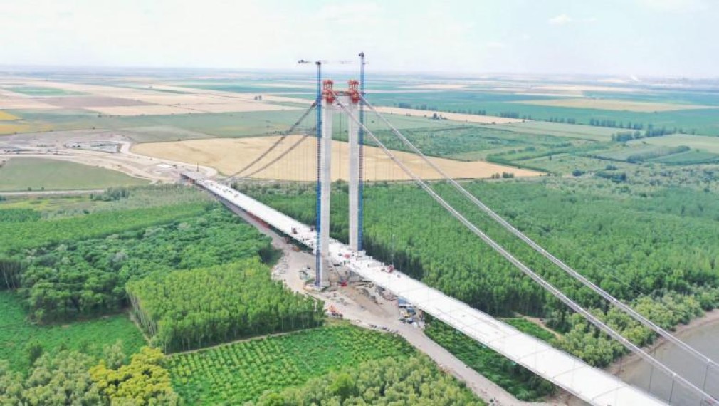 VIDEO EȘEC: Cel mai scump Pod din România nu se mai deschide anul acesta