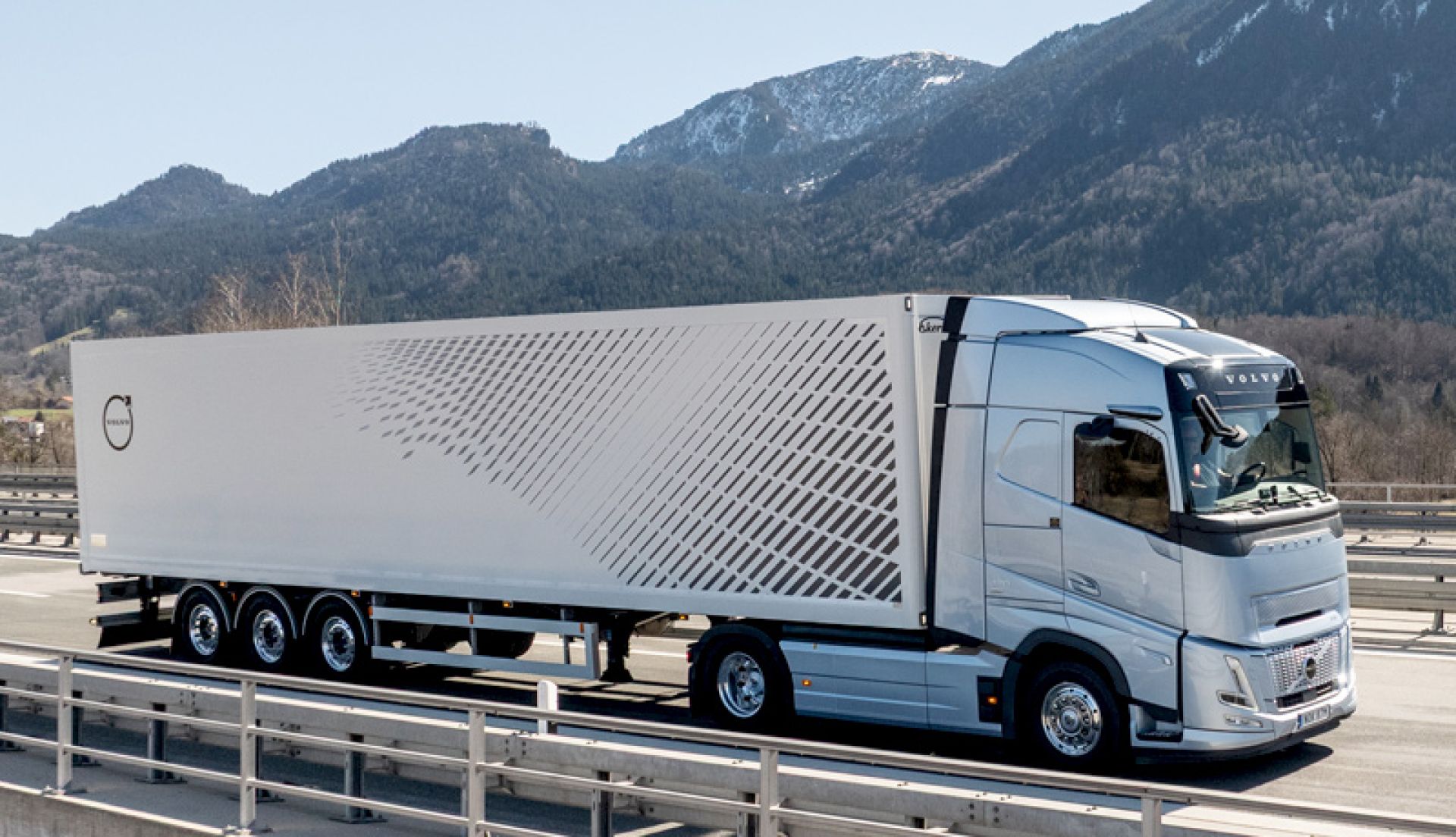 Volvo Trucks duce aerodinamica un pas mai departe - inspirată de industria aerospațială