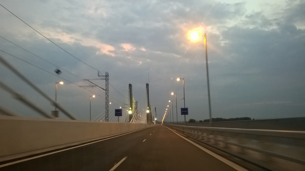 Trafic întrerupt temporar pe podul Calafat-Vidin, pentru lucrări de întreţinere şi reparaţie