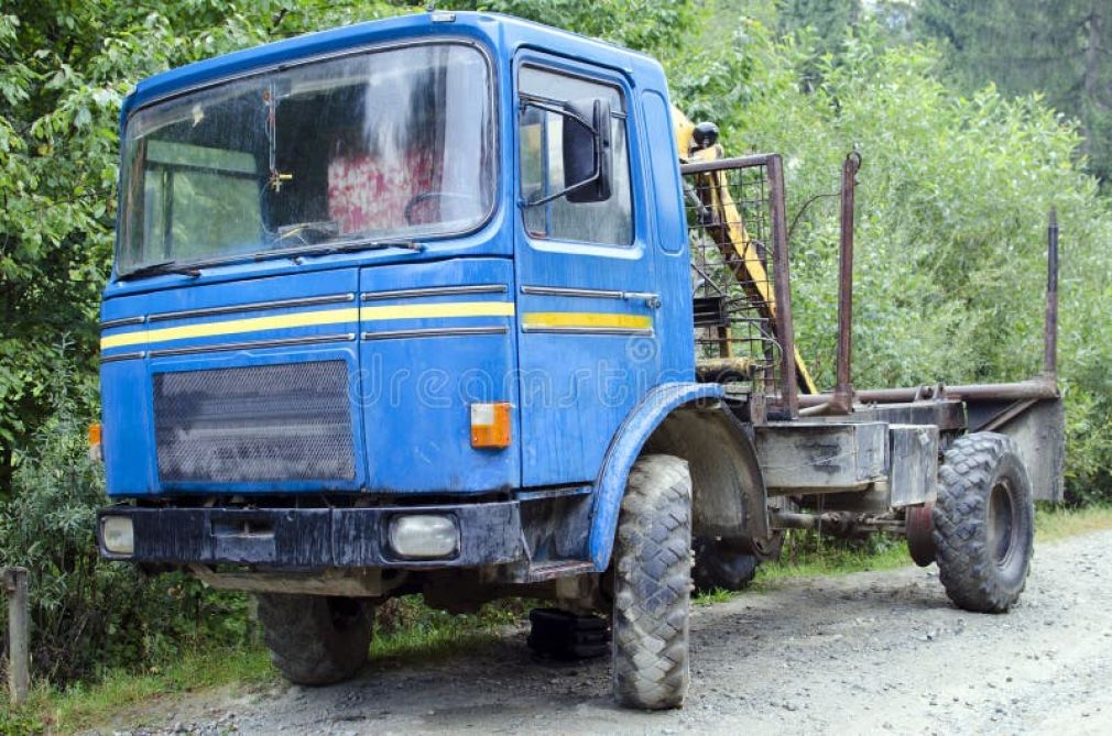 Ai mașină veche? Vei plăti un impozit mai mare