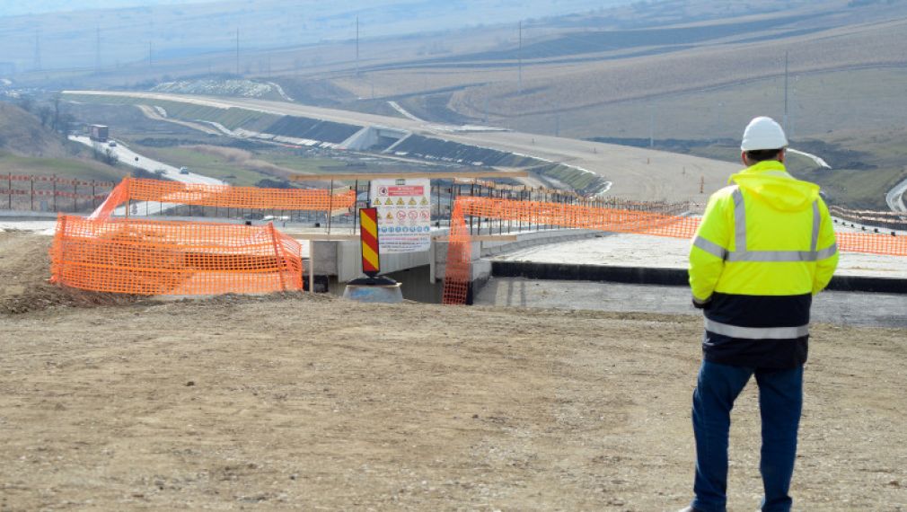 Cine va superviza lucrările pe Autostrada Unirii?