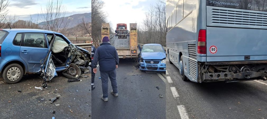 Accident între un autobuz cu 45 de copii, un camion și un autoturism