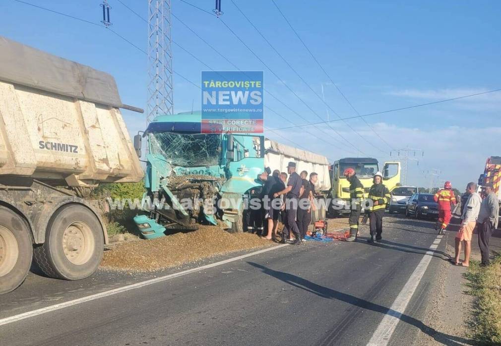 VIDEO. Accident între două camioane în Dâmbovița