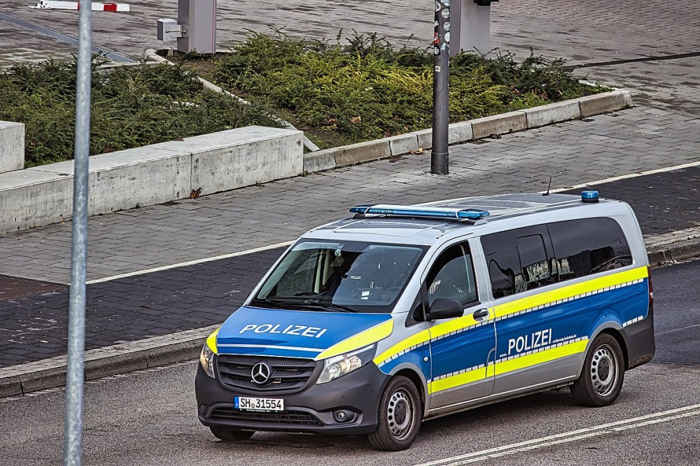 Camion românesc supraîncărcat, oprit de poliția germană