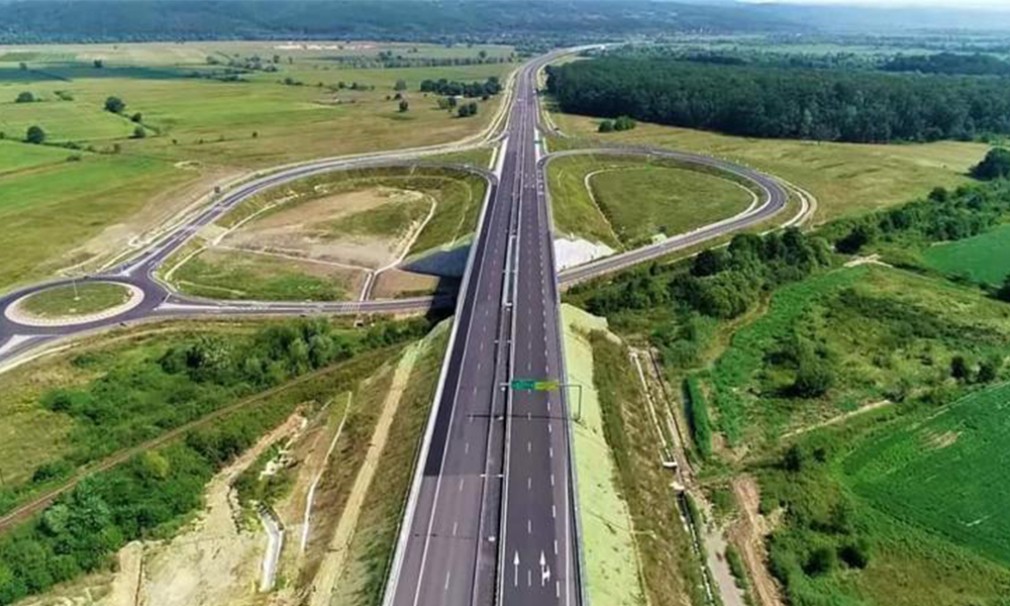 CNAIR face licitație internațională pentru 26 km de autostradă. Costă un miliard