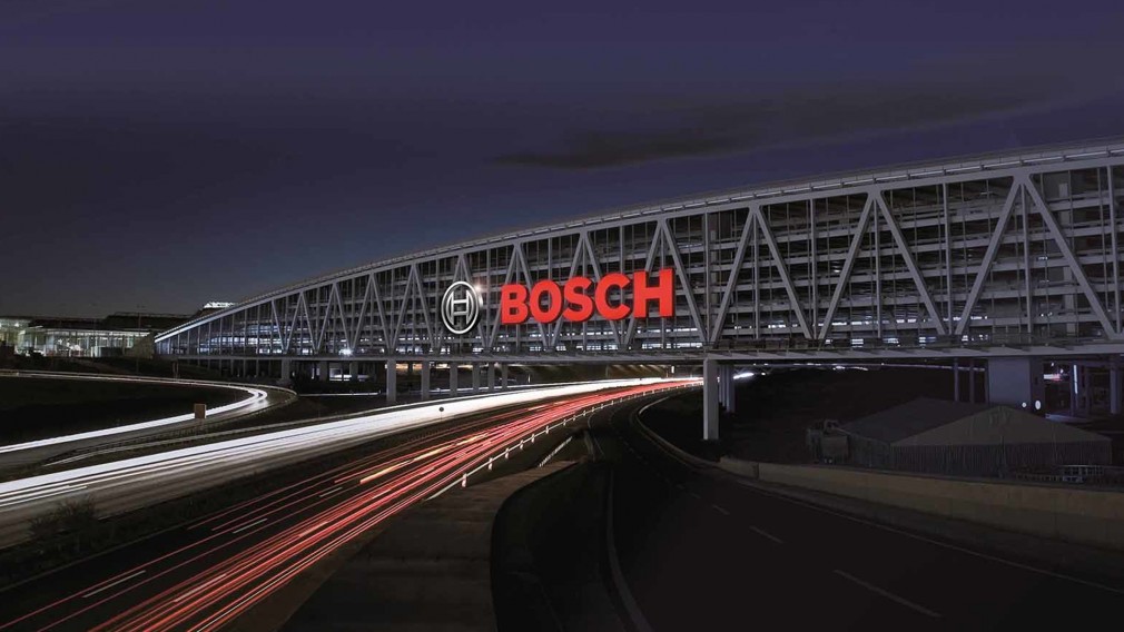 Ochi pentru mașinile cu conducere automatizată: Bosch lucrează cu un partener la o nouă tehnologie video