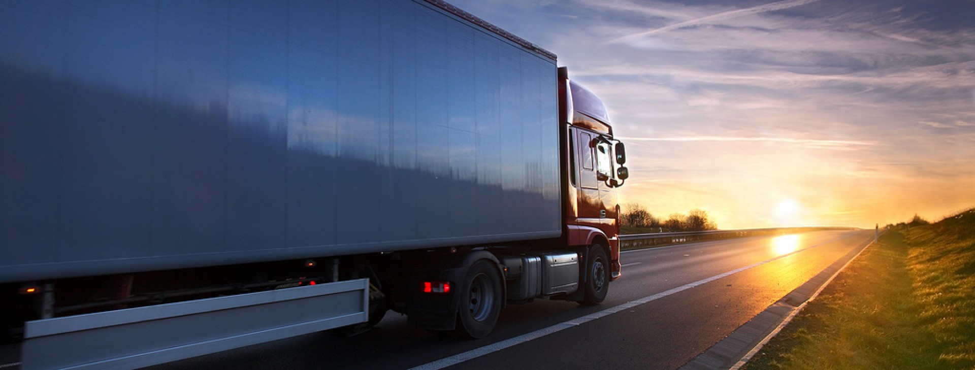 Olanda impune o taxă specială pe camioane