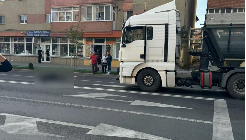 Șoferul unui camion care a provocat un accident mortal în Alba Iulia, trimis în judecată