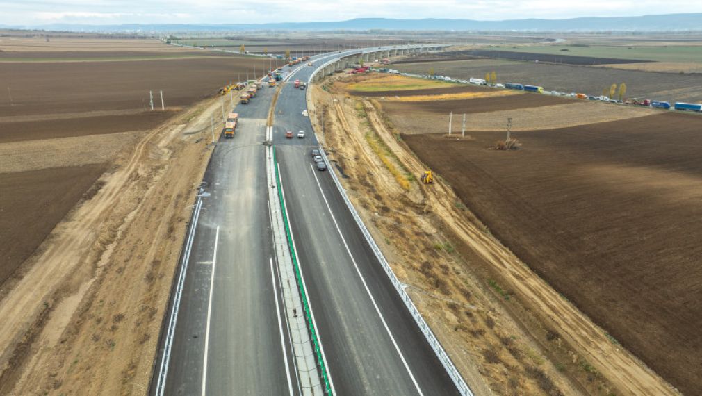200 muncitori aduși de turci pe două tronsoane la Autostrada Sibiu - Făgăraș