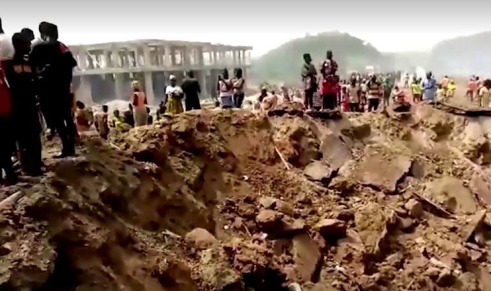 VIDEO 17 morți și zeci de răniți după explozia unui camion ce transporta explozibil