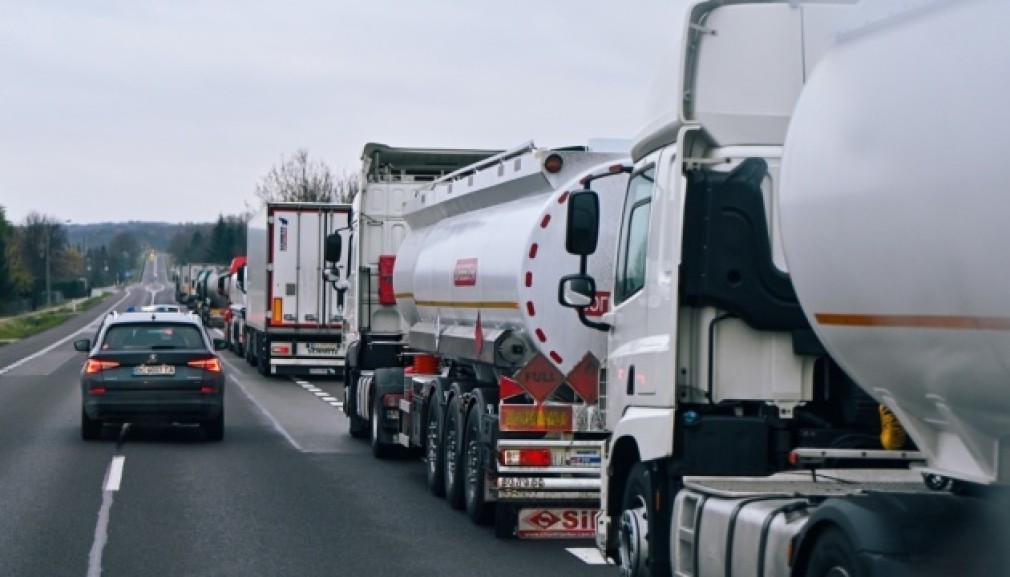 Șoferii de camion suspendă greva în Polonia. Acord cu guvernul