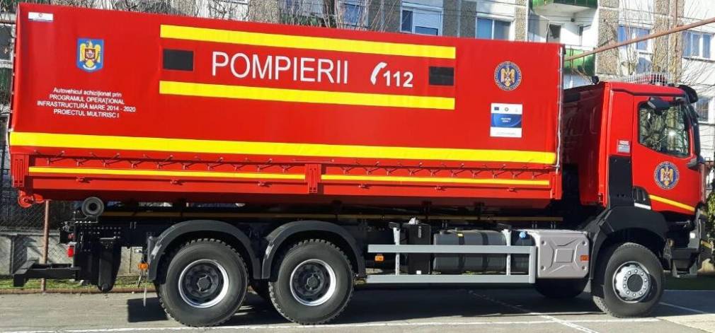 Camioanele vor transporta către Galaţi paturi, saltele, perne şi saci de dormit