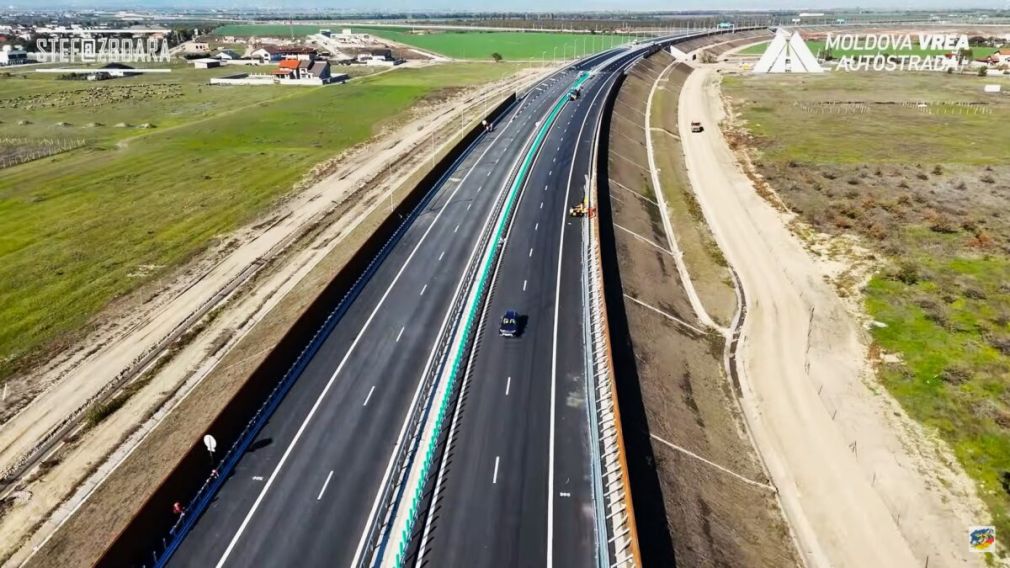 VIDEO Se deschid 11 kilometri pe Autostrada 7