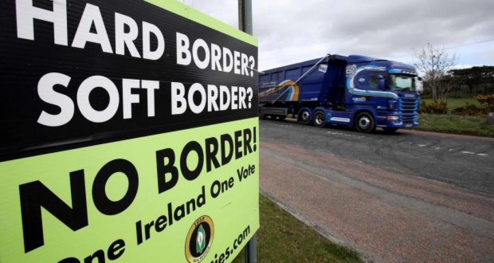 Transportatorii rutieri din Irlanda de Nord anunță că lanțul de aprovizionare este la un pas de prăbușire