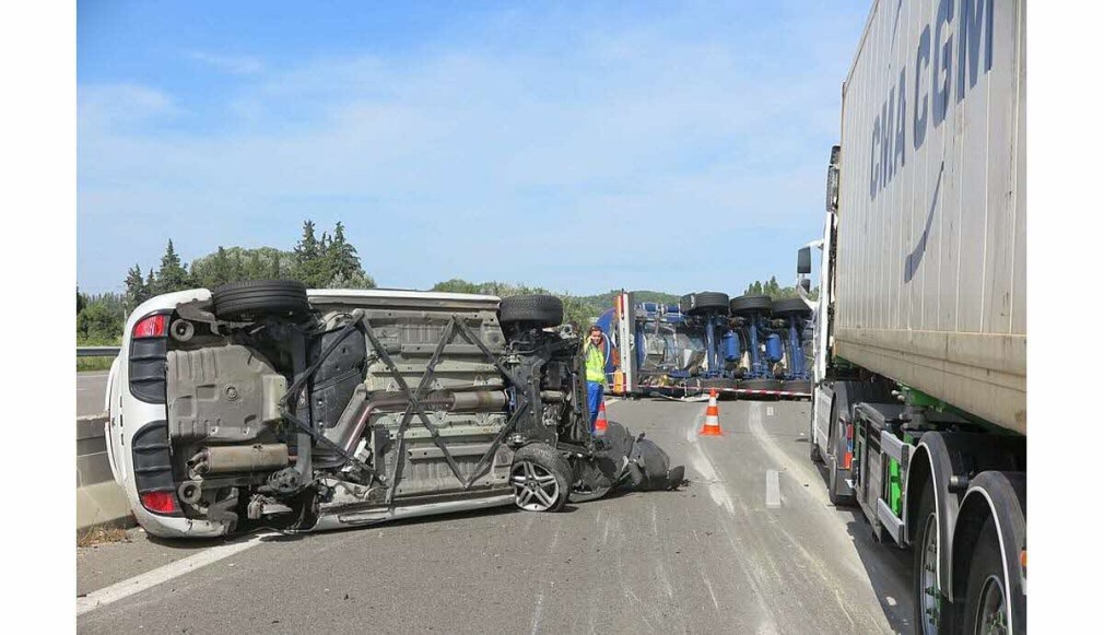 Ambuteiaj de 14 km pe o autostradă din Franța după un accident de camion