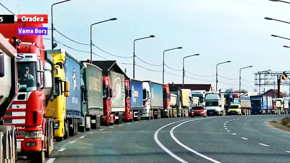 Posibile coloane de camioane la granița cu Ungaria după reluarea traficului în țara vecină